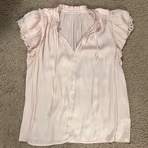 Chic Blush Blouse with Lace Sleeves